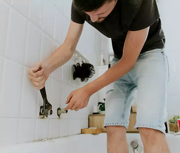 Affordable Bathtub Faucet Replacement in New Castle: Choose Experienced Local Technicians