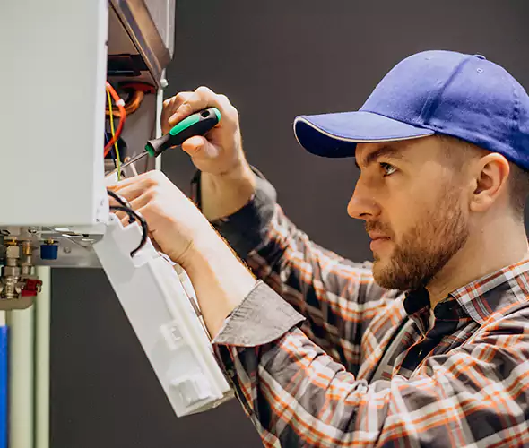 Expert Plumber for Tankless Water Heater Maintenance in New Castle, PA: Schedule Professional Maintenance Services with Us