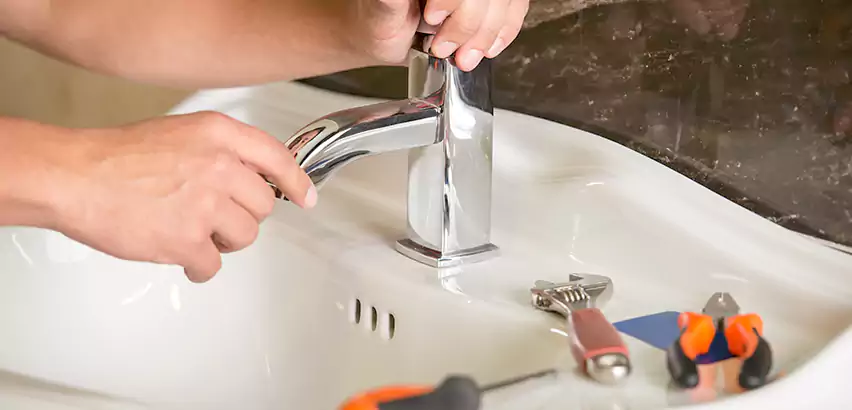 Bathtub Faucet Replacement in New Castle